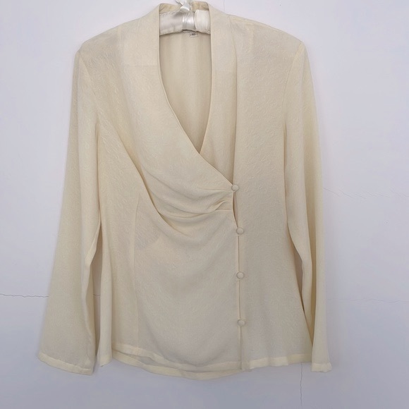 Nine to Five Ivory Blouse Size 40 - Picture 1 of 14
